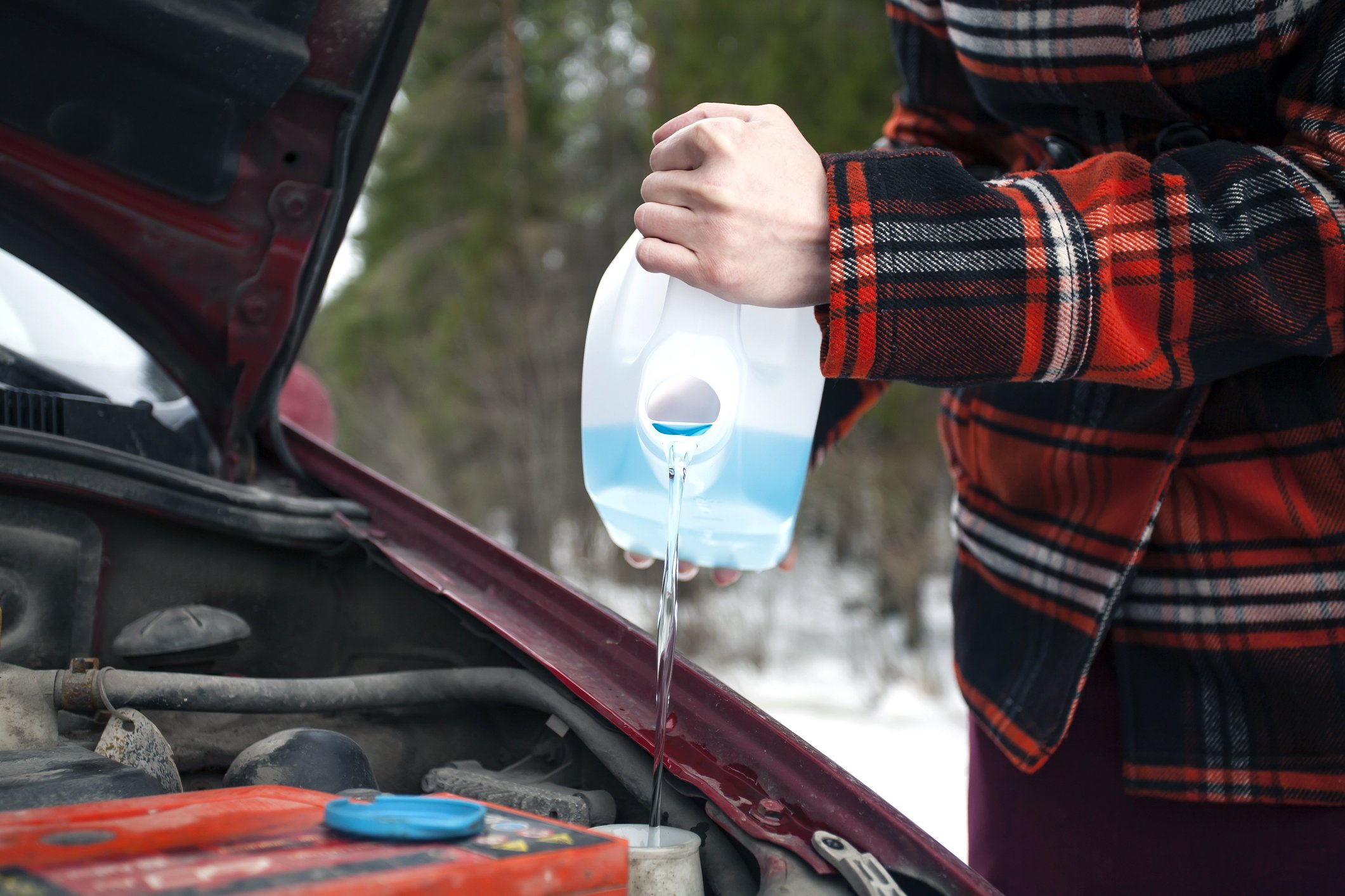 Why winter windshield washer fluid can still freeze on your car - The Globe  and Mail